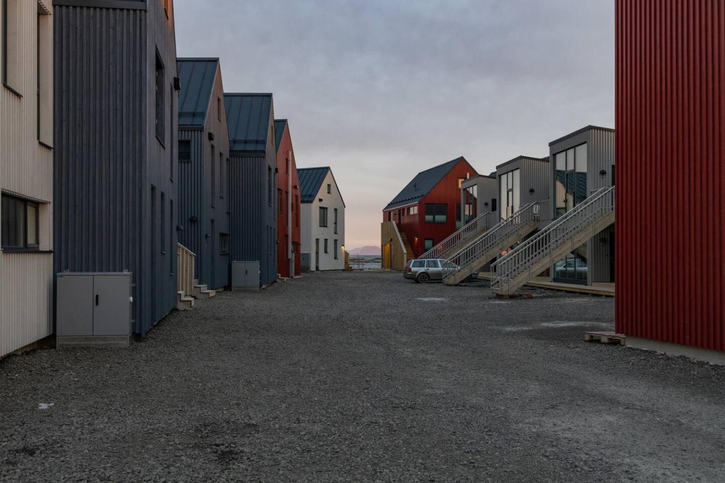 Leilighet Med Fantastisk Utsikt Henningsvær Buitenkant foto