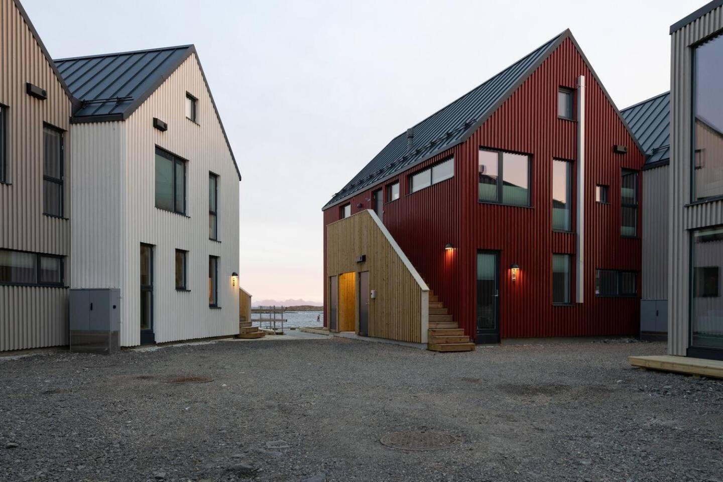 Leilighet Med Fantastisk Utsikt Henningsvær Buitenkant foto