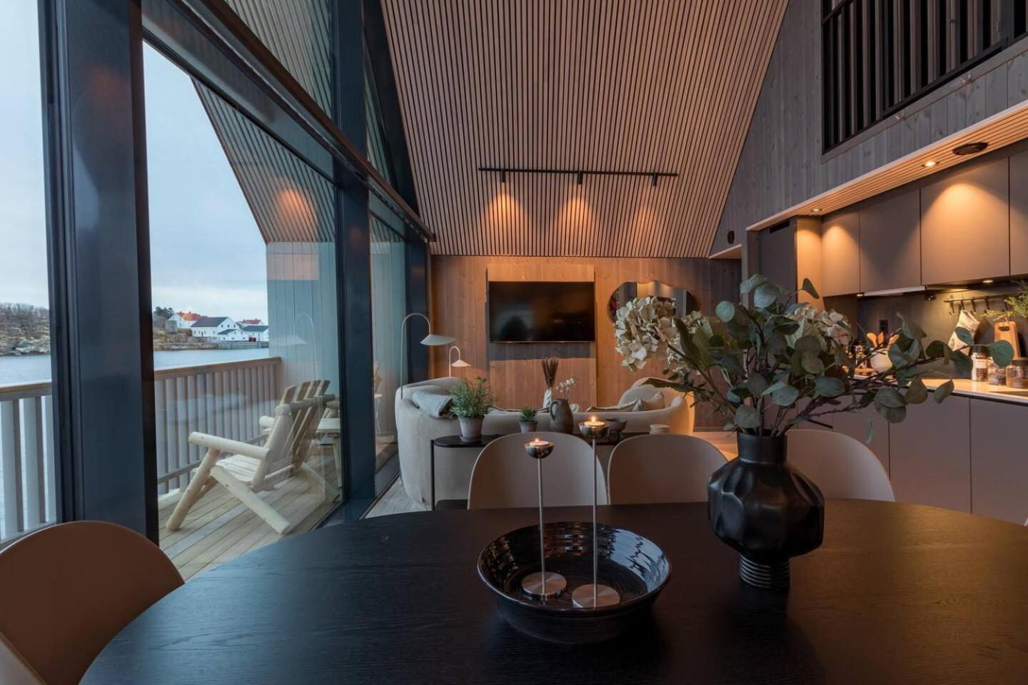 Leilighet Med Fantastisk Utsikt Henningsvær Buitenkant foto