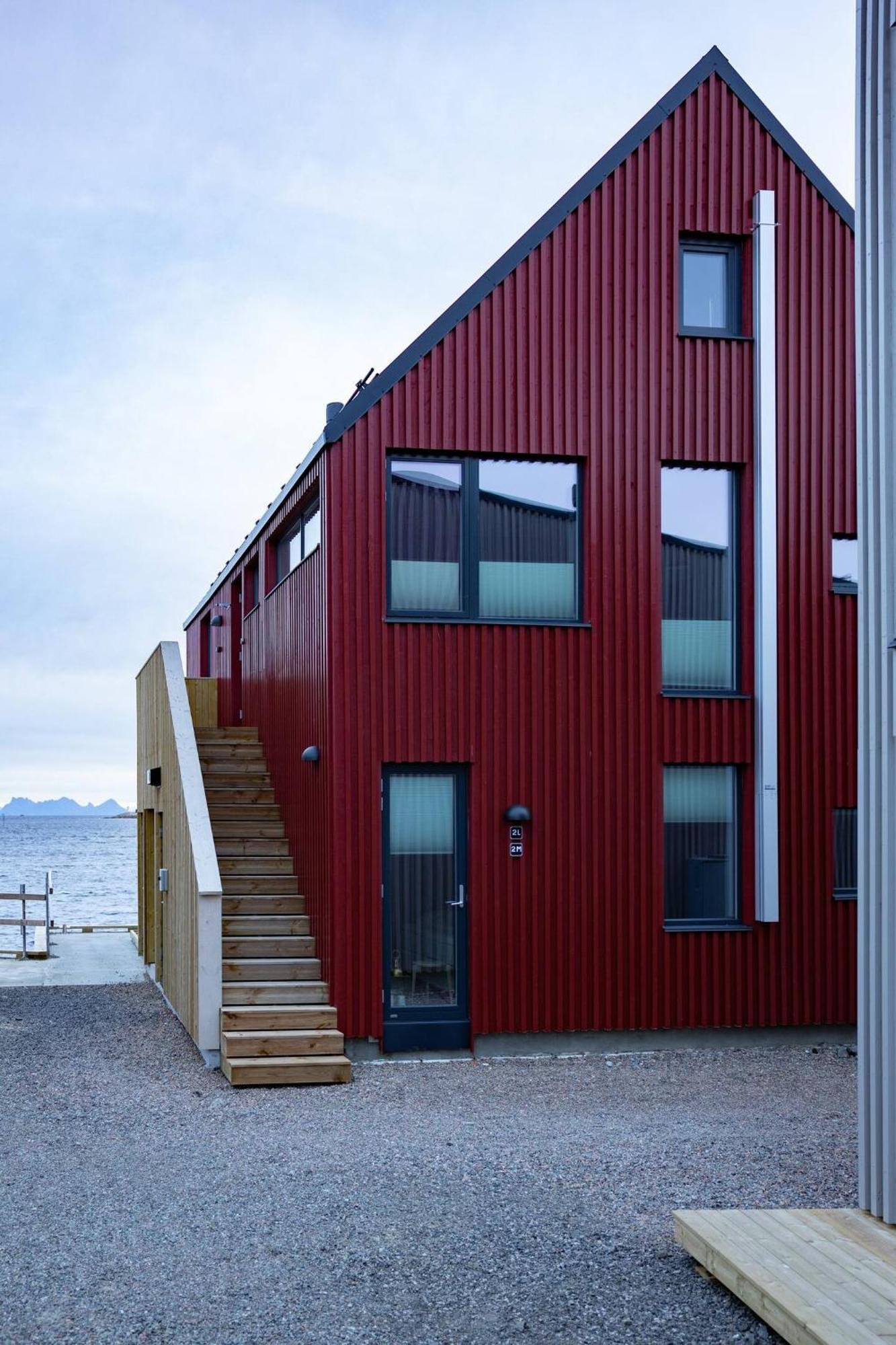 Leilighet Med Fantastisk Utsikt Henningsvær Buitenkant foto